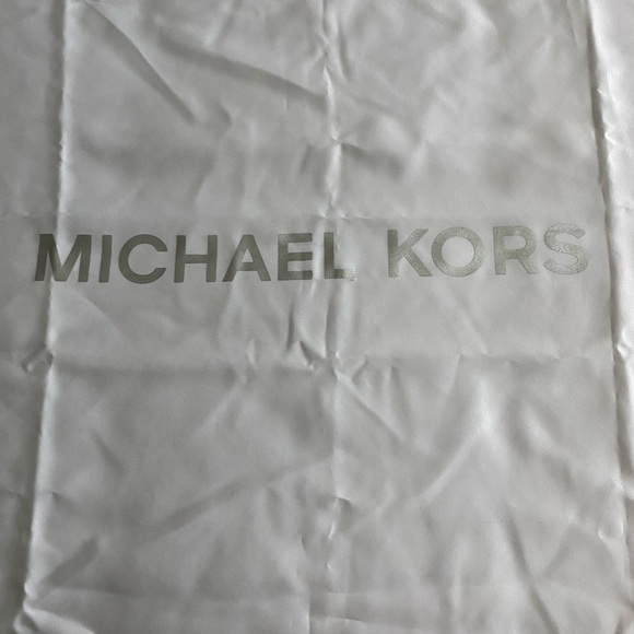 MICHAEL KORS Dust Bag 21.5” x 22” - Picture 2 of 7